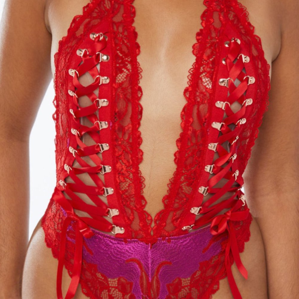 @@@SAVAGE X FENTY @@ Lace'd Up Teddy. Color: Goji Berry Red Make Me Blush. ( M )
